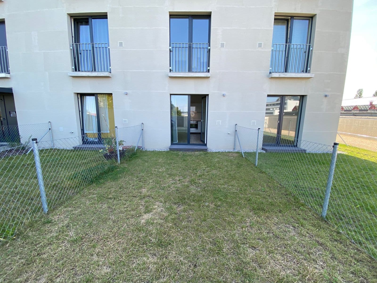 Prenájom bytu 1-izbový 52 m², Novovysočanská, Praha, Praha Prenájom bytu 1-izbový 52 m², Novovysočanská, Praha, Praha