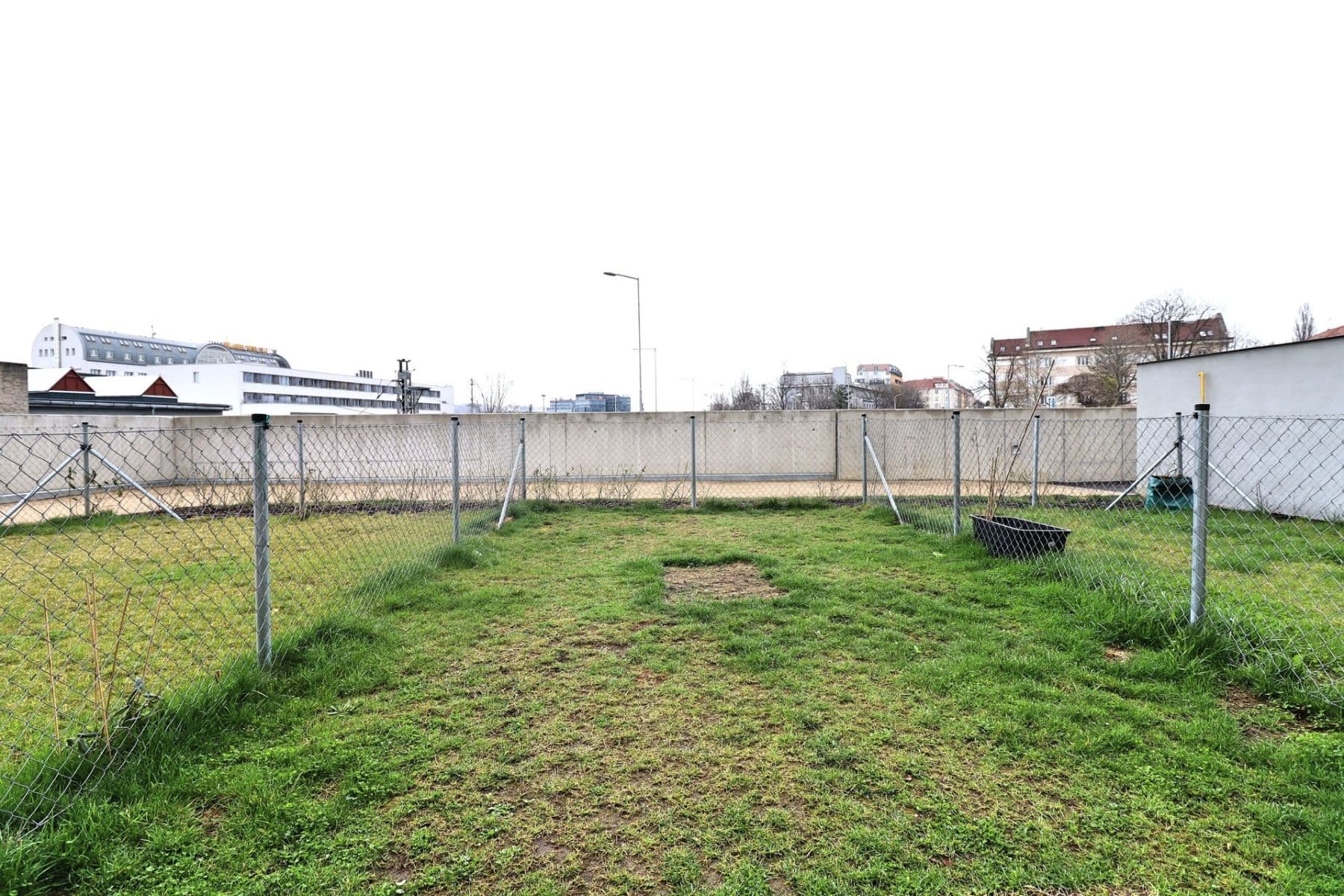 Prenájom bytu 1-izbový 52 m², Novovysočanská, Praha, Praha Prenájom bytu 1-izbový 52 m², Novovysočanská, Praha, Praha