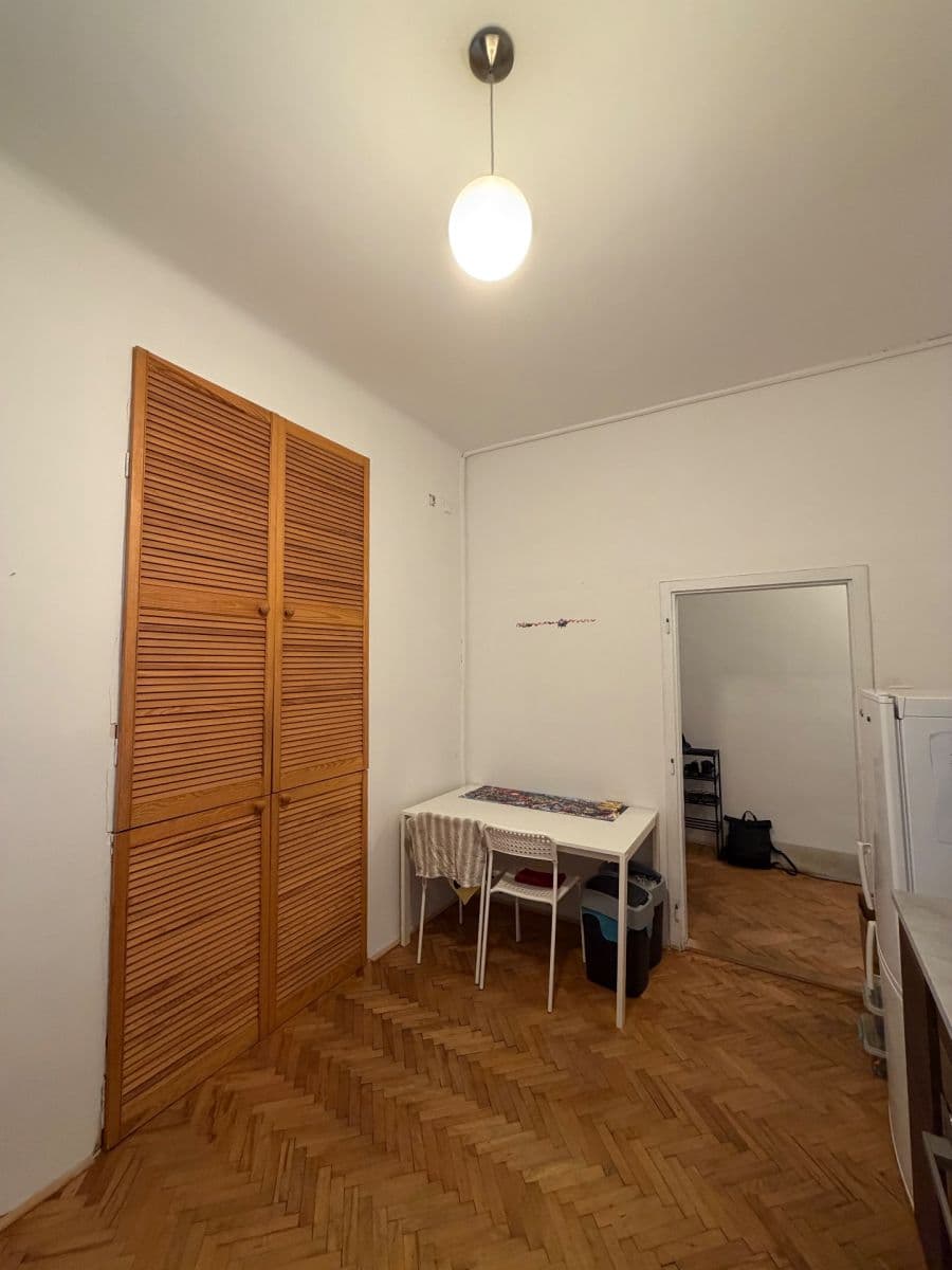 Prenájom bytu 2-izbový 58 m², Tusarova, Praha, Praha Prenájom bytu 2-izbový 58 m², Tusarova, Praha, Praha