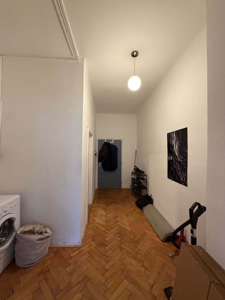 Prenájom bytu 2-izbový 58 m², Tusarova, Praha, Praha Prenájom bytu 2-izbový 58 m², Tusarova, Praha, Praha