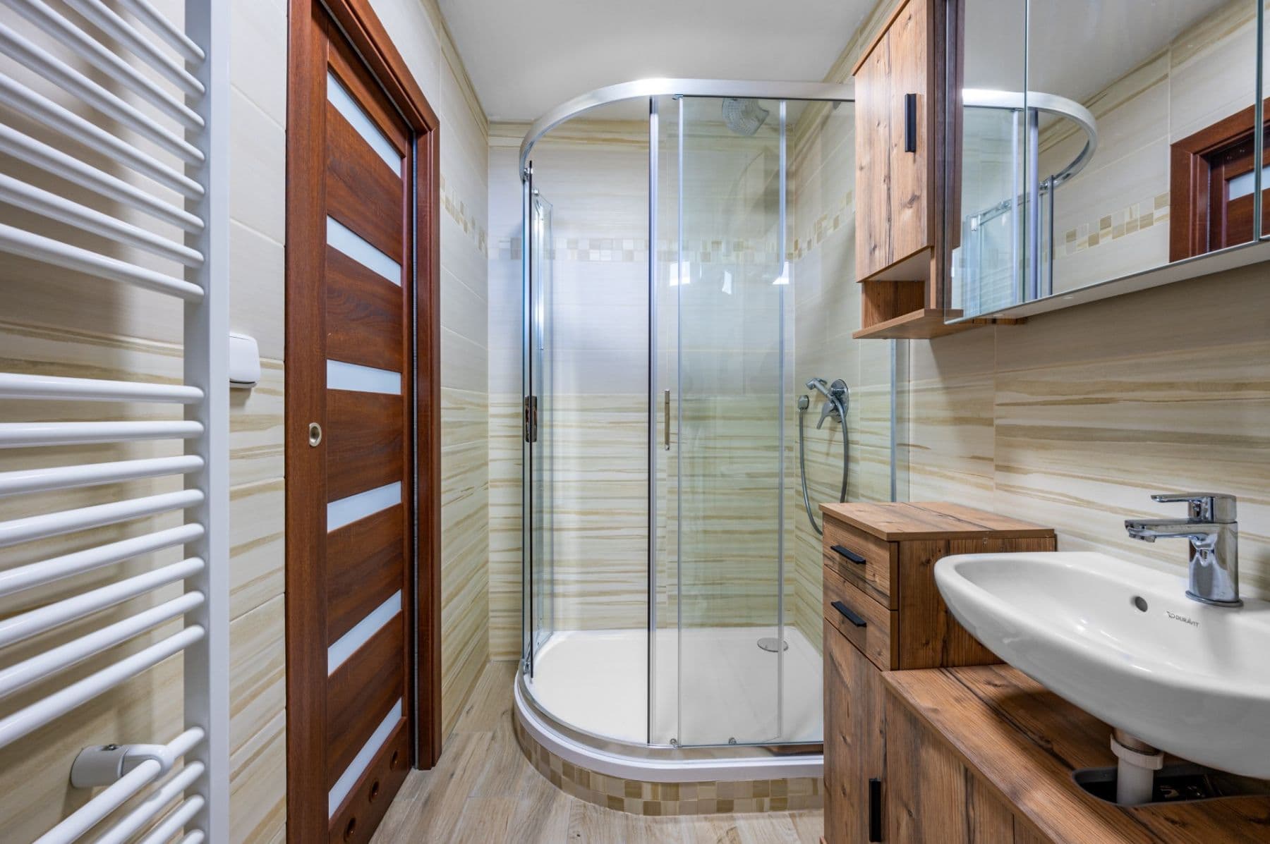 Prenájom bytu 2-izbový 48 m², Revoluční, Měšice, Středočeský kraj Prenájom bytu 2-izbový 48 m², Revoluční, Měšice, Středočeský kraj