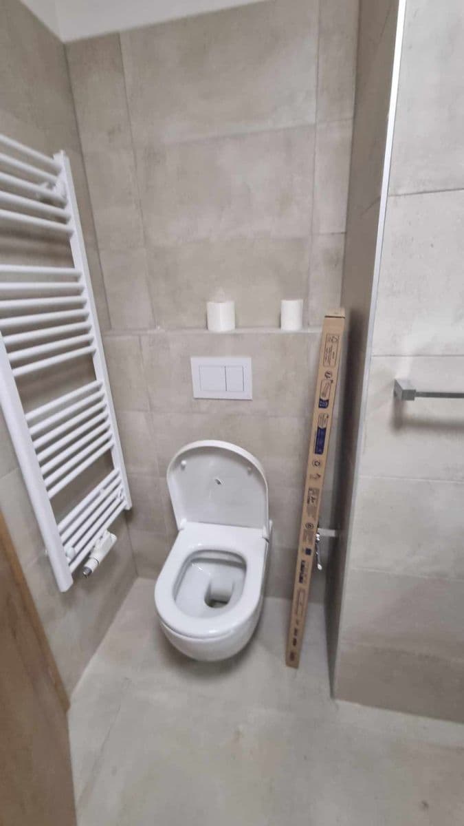 Prenájom bytu 1-izbový 28 m², Aloise Rašína, Olomouc, Olomoucký kraj Prenájom bytu 1-izbový 28 m², Aloise Rašína, Olomouc, Olomoucký kraj