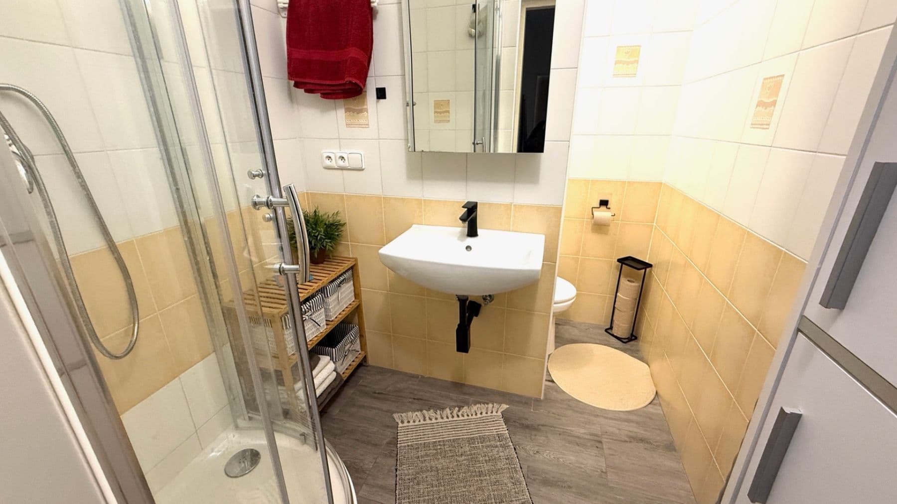 Prenájom bytu 2-izbový 47 m², Na Valtické, Břeclav, Jihomoravský kraj Prenájom bytu 2-izbový 47 m², Na Valtické, Břeclav, Jihomoravský kraj