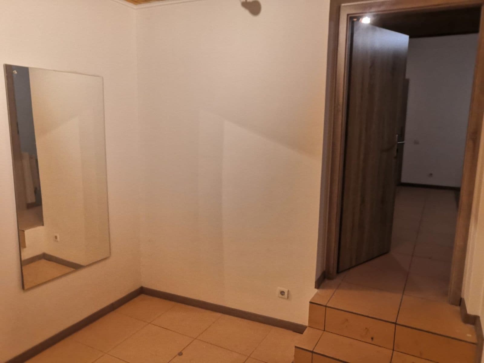 Prenájom bytu 2-izbový 79 m², Kozí, Brozany nad Ohří, Ústecký kraj Prenájom bytu 2-izbový 79 m², Kozí, Brozany nad Ohří, Ústecký kraj