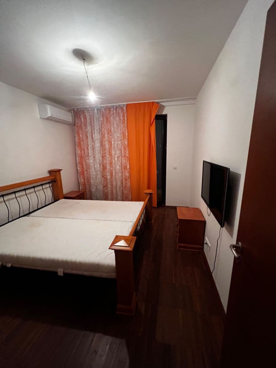 Prenájom bytu 2-izbový 74 m², Jeremiášova, Praha, Praha Prenájom bytu 2-izbový 74 m², Jeremiášova, Praha, Praha