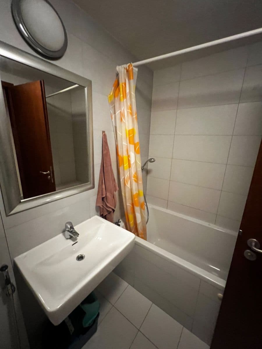 Prenájom bytu 2-izbový 74 m², Jeremiášova, Praha, Praha Prenájom bytu 2-izbový 74 m², Jeremiášova, Praha, Praha