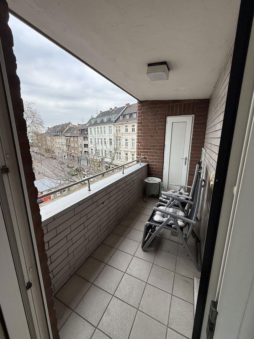 Prenájom bytu 2-izbový 66 m², Berliner Str.32, Köln, Severné Porýnie - Westfálsko Prenájom bytu 2-izbový 66 m², Berliner Str.32, Köln, Severné Porýnie - Westfálsko