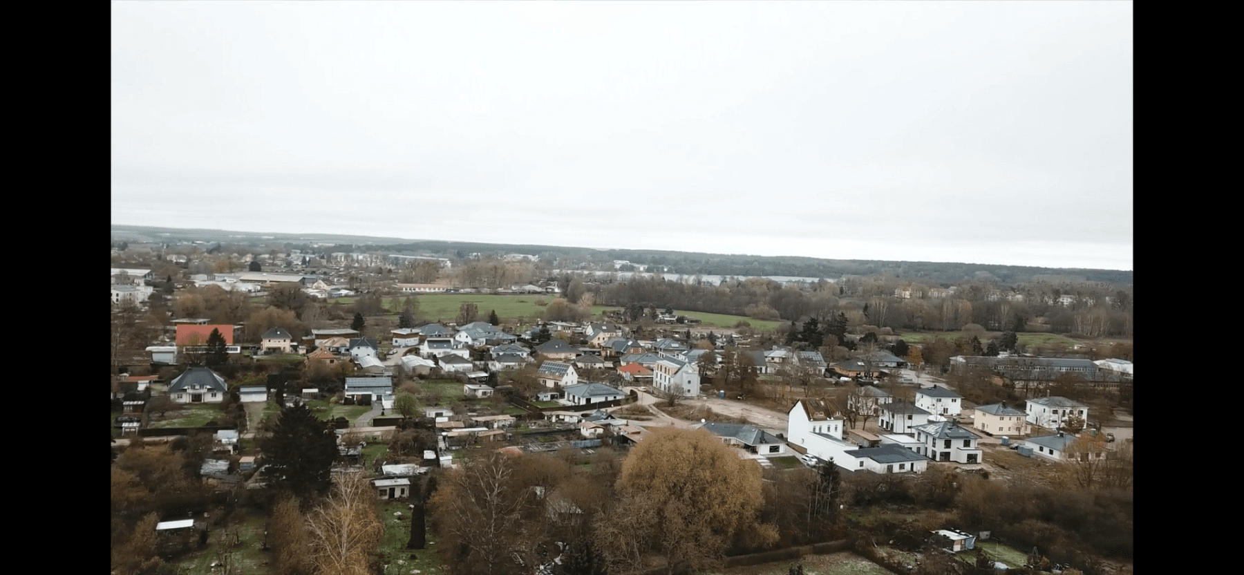 Predaj domu 2.471 m², pozemek 2.323 m², Neustrelitz, Meklenbursko-Predpomoransko Predaj domu 2.471 m², pozemek 2.323 m², Neustrelitz, Meklenbursko-Predpomoransko