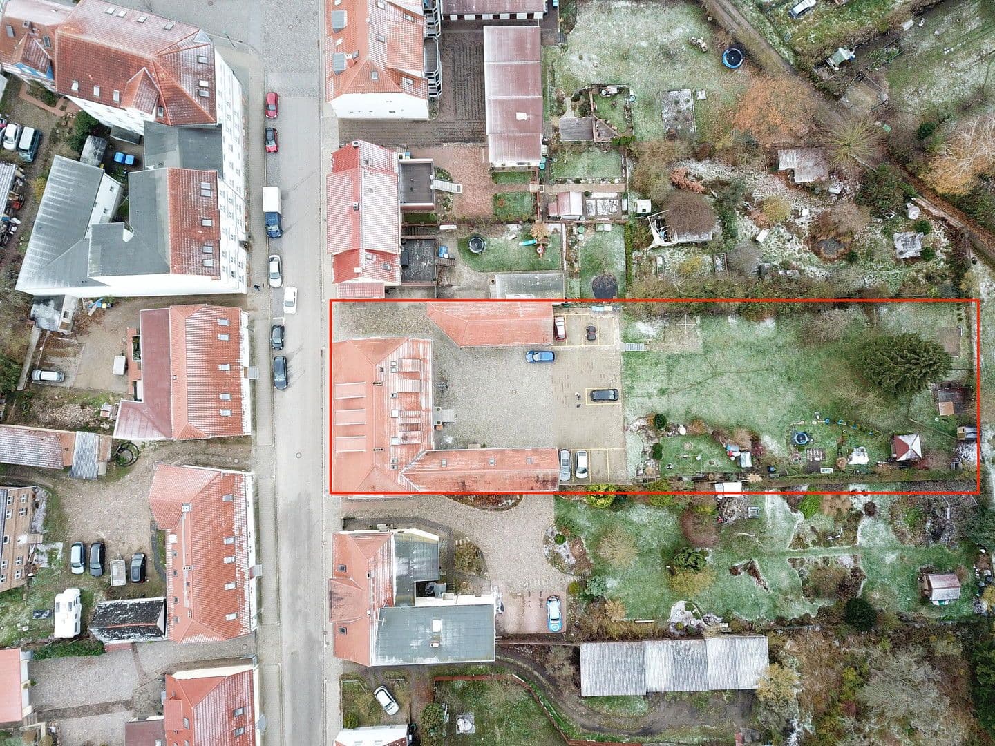 Predaj domu 2.471 m², pozemek 2.323 m², Neustrelitz, Meklenbursko-Predpomoransko Predaj domu 2.471 m², pozemek 2.323 m², Neustrelitz, Meklenbursko-Predpomoransko