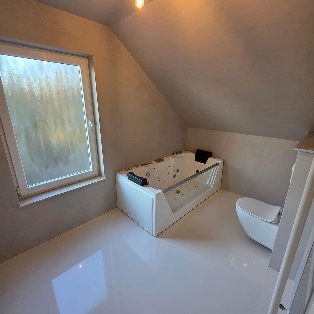 Predaj domu 121 m², pozemek 554 m², Deumener Weg 1, Hohenmölsen, Sasko-Anhaltsko Predaj domu 121 m², pozemek 554 m², Deumener Weg 1, Hohenmölsen, Sasko-Anhaltsko