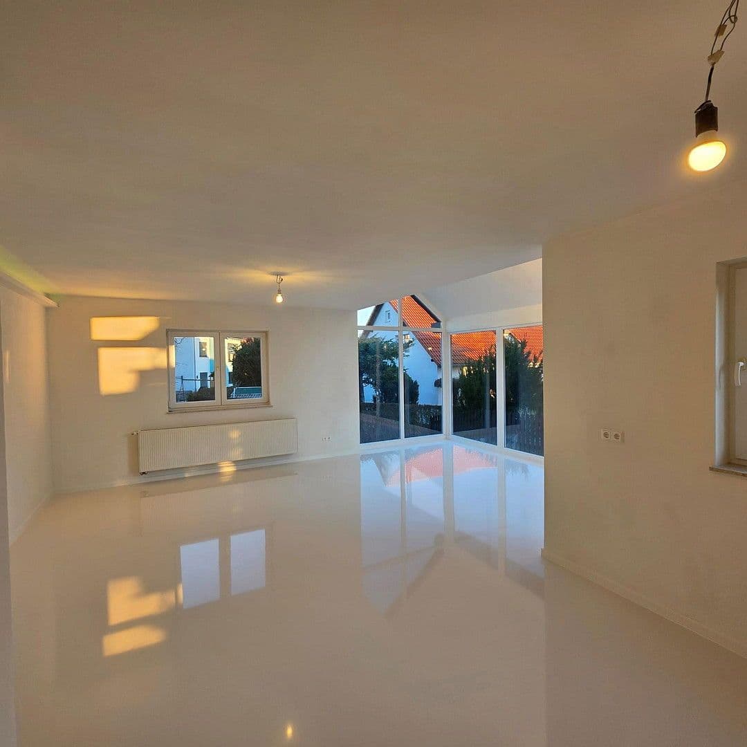 Predaj domu 121 m², pozemek 554 m², Deumener Weg 1, Hohenmölsen, Sasko-Anhaltsko Predaj domu 121 m², pozemek 554 m², Deumener Weg 1, Hohenmölsen, Sasko-Anhaltsko