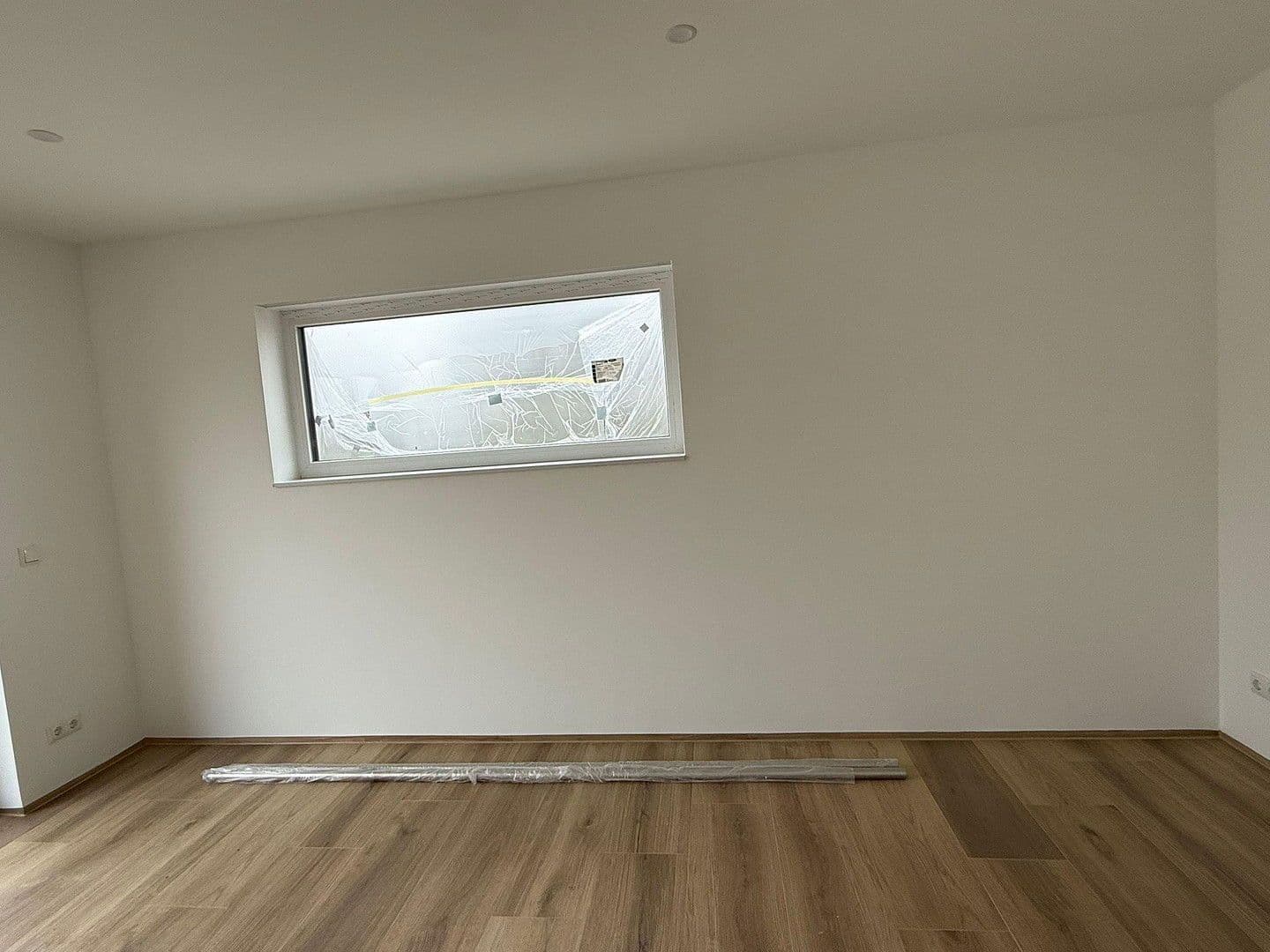 Prenájom bytu 3-izbový 80 m², Pohlheim, Hesensko Prenájom bytu 3-izbový 80 m², Pohlheim, Hesensko