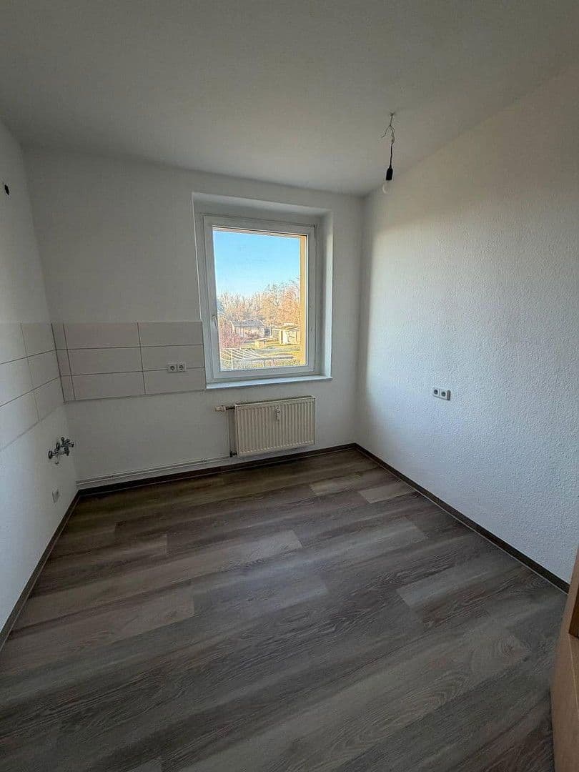Prenájom bytu 3-izbový 64 m², Magdeburg, Sasko-Anhaltsko Prenájom bytu 3-izbový 64 m², Magdeburg, Sasko-Anhaltsko
