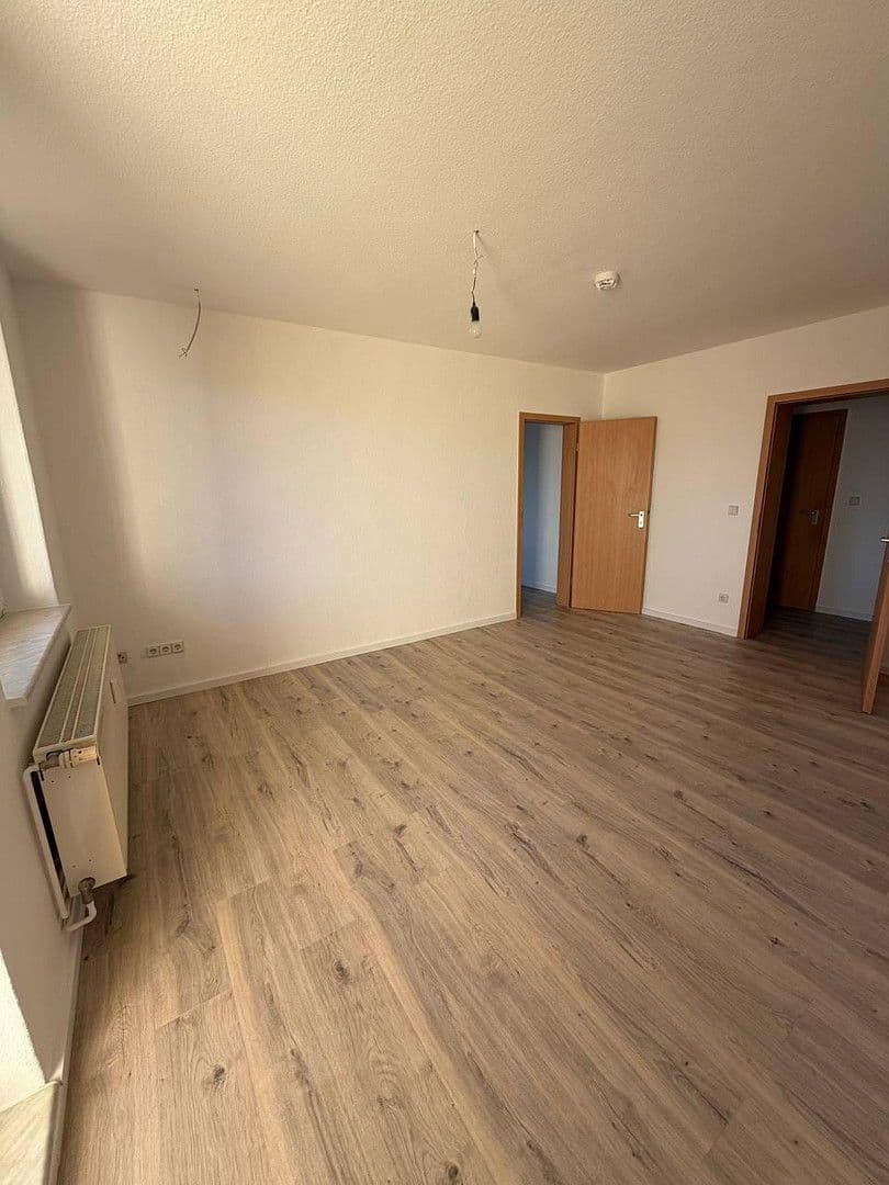 Prenájom bytu 3-izbový 64 m², Magdeburg, Sasko-Anhaltsko Prenájom bytu 3-izbový 64 m², Magdeburg, Sasko-Anhaltsko