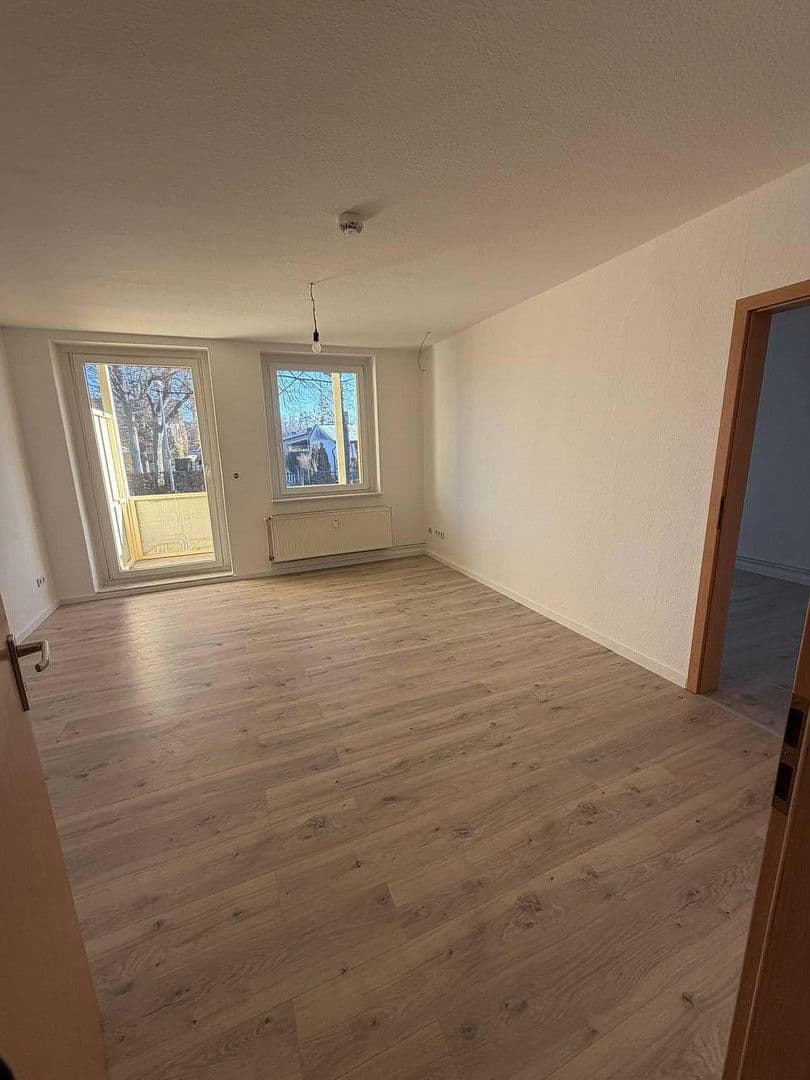 Prenájom bytu 3-izbový 64 m², Magdeburg, Sasko-Anhaltsko Prenájom bytu 3-izbový 64 m², Magdeburg, Sasko-Anhaltsko