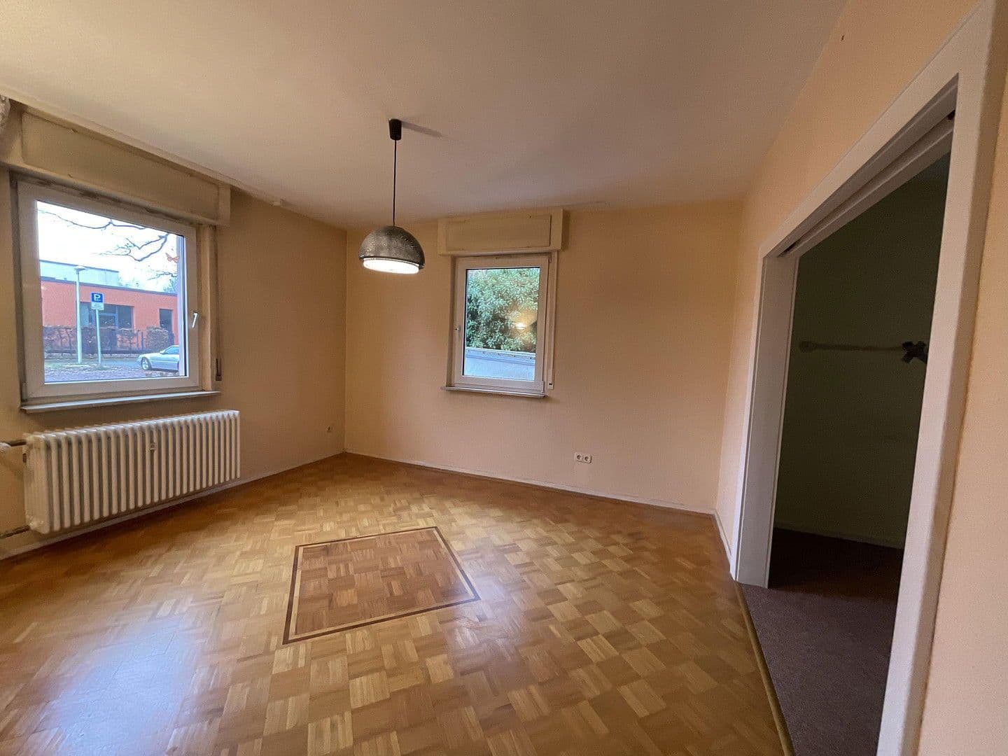 Predaj domu 195 m², pozemek 604 m², Dammstr. 4, Hanau, Hesensko Predaj domu 195 m², pozemek 604 m², Dammstr. 4, Hanau, Hesensko