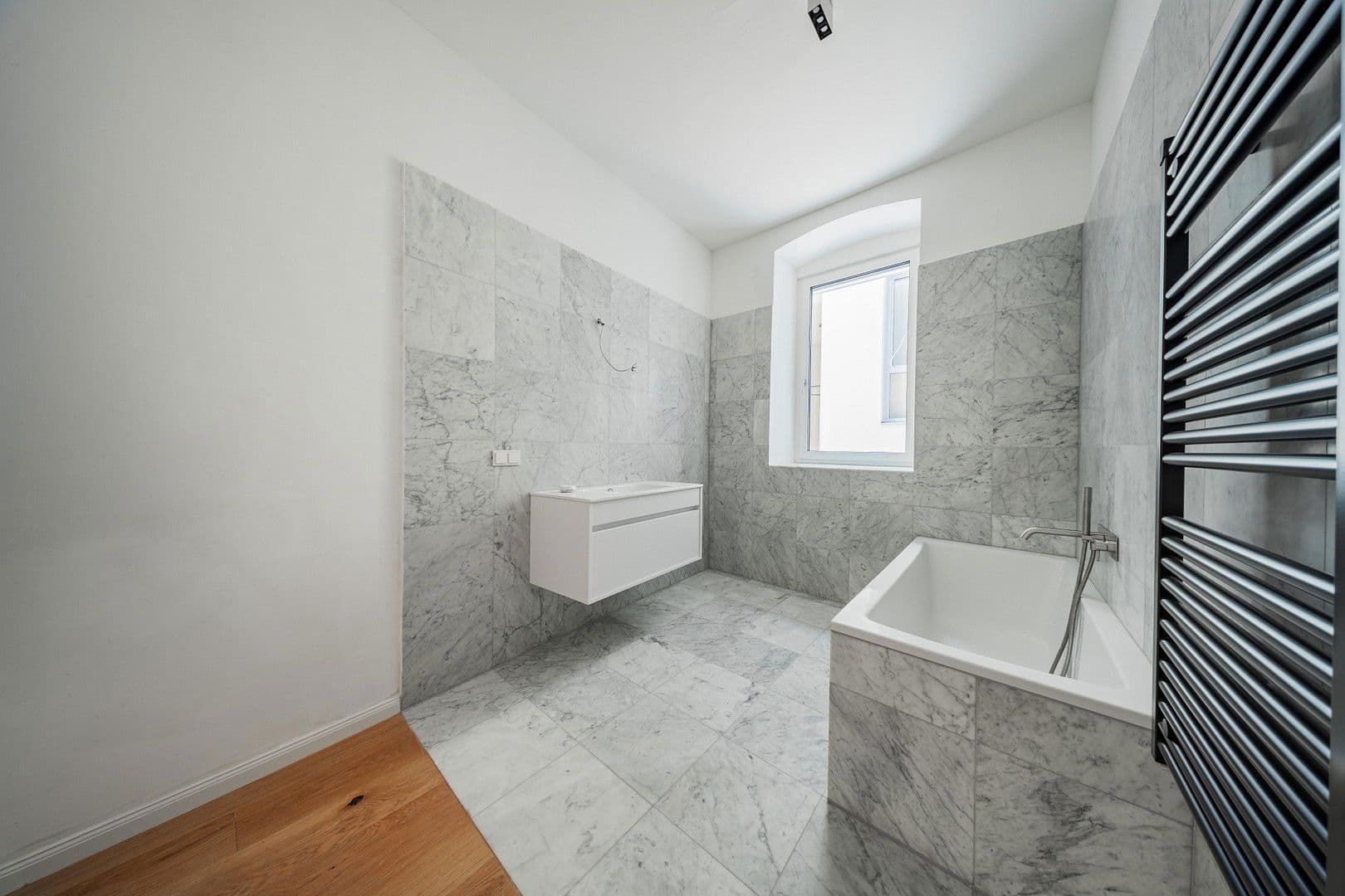 Predaj bytu 3-izbový 106 m², Grundsteingasse 38, Wien, Viedeň Predaj bytu 3-izbový 106 m², Grundsteingasse 38, Wien, Viedeň