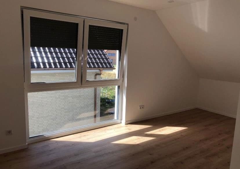 Prenájom domu 120 m², pozemek 310 m², Wunstorf, Dolné Sasko Prenájom domu 120 m², pozemek 310 m², Wunstorf, Dolné Sasko