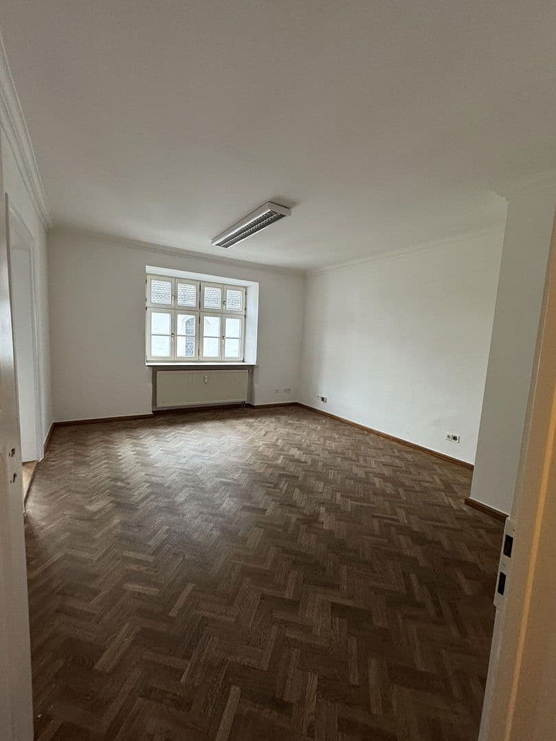 Prenájom kancelárie 112 m², Harderstr.7, Ingolstadt, Bavorsko Prenájom kancelárie 112 m², Harderstr.7, Ingolstadt, Bavorsko