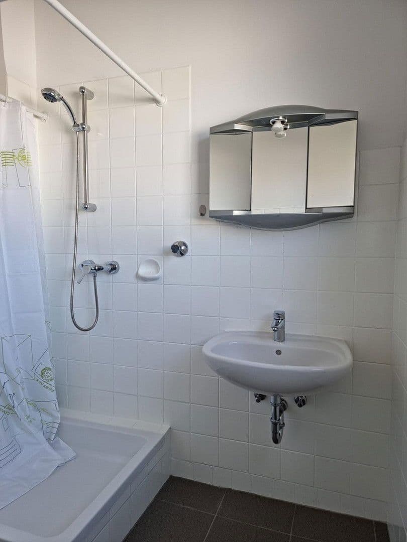 Prenájom bytu 3-izbový 63 m², Peine, Dolné Sasko Prenájom bytu 3-izbový 63 m², Peine, Dolné Sasko