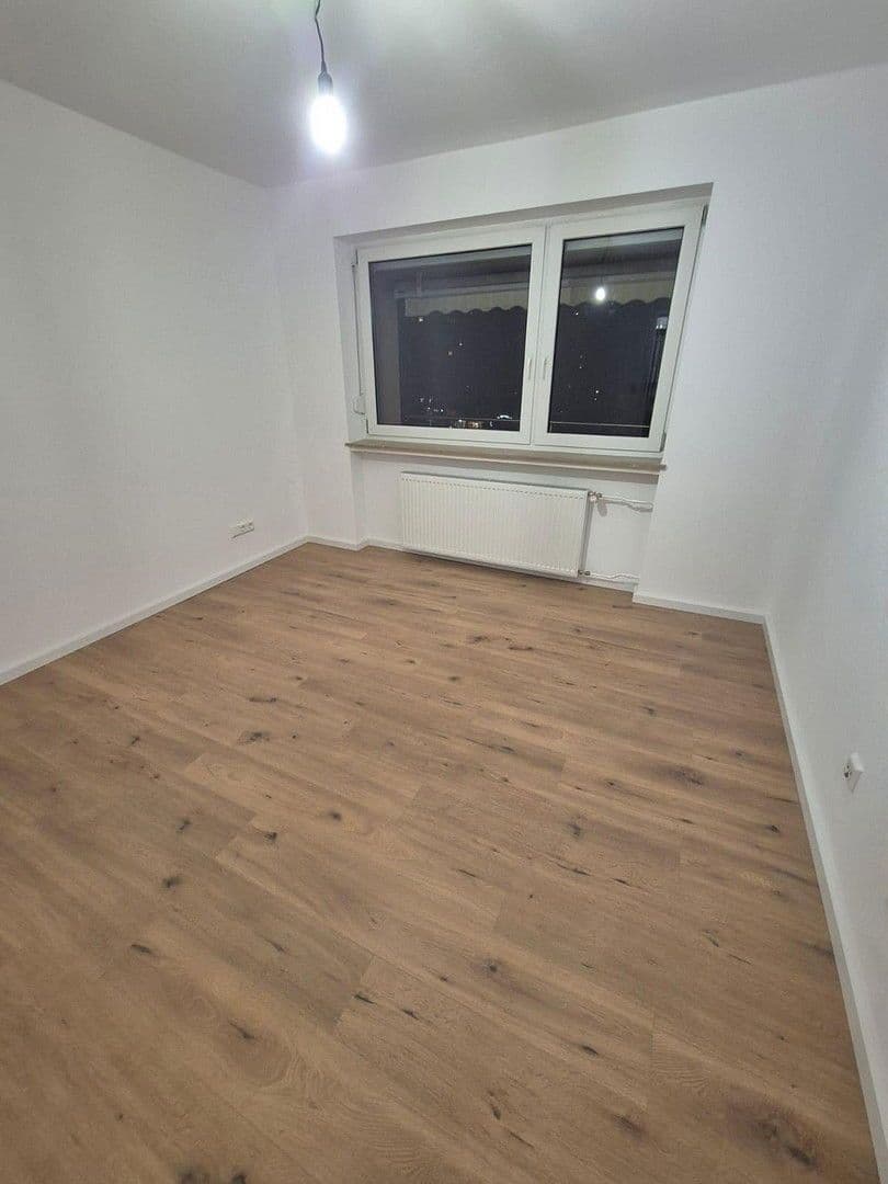 Predaj bytu 2-izbový 60 m², Zwernberger Weg 11, Nürnberg, Bavorsko Predaj bytu 2-izbový 60 m², Zwernberger Weg 11, Nürnberg, Bavorsko