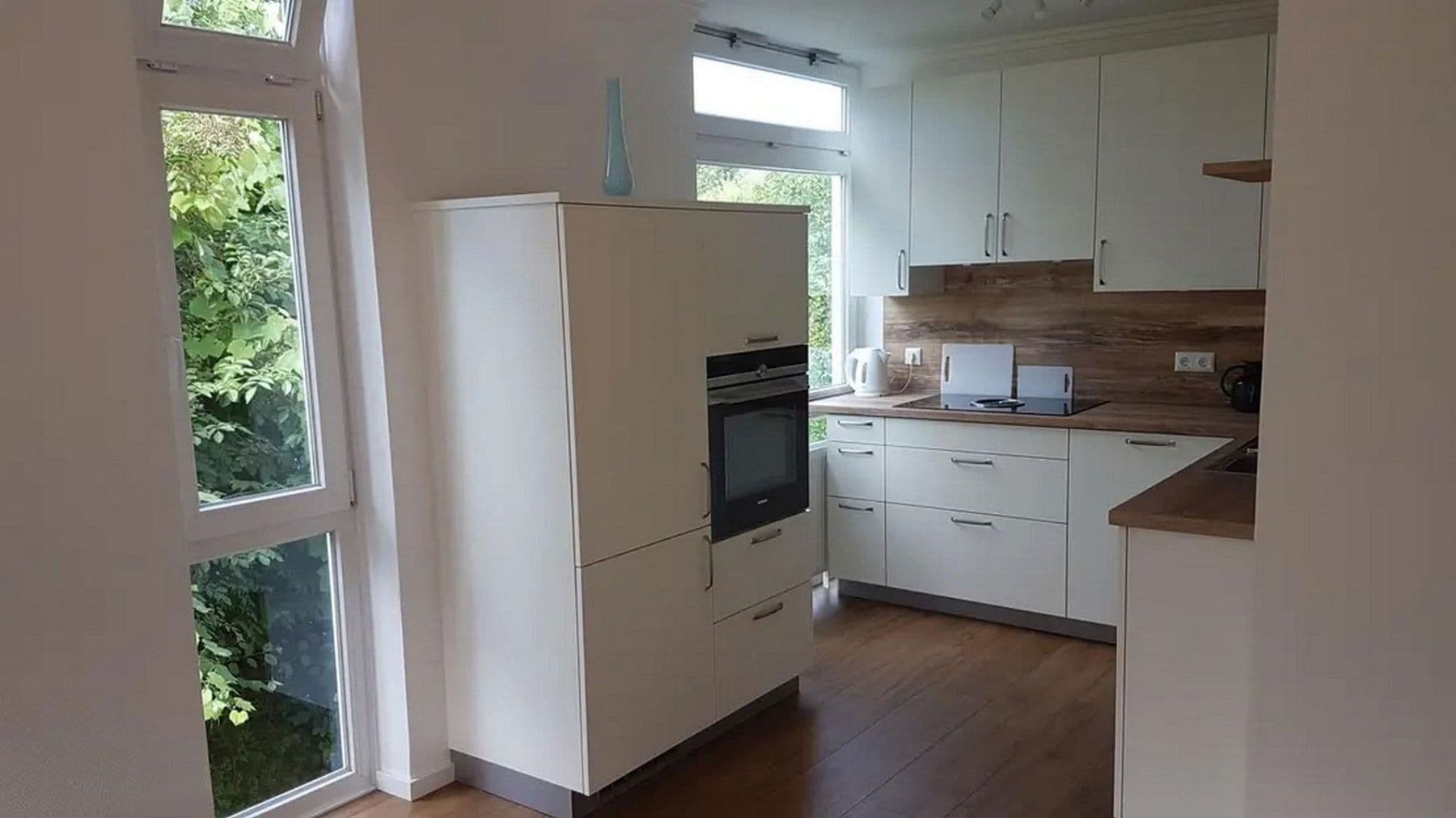 Prenájom bytu 2-izbový 70 m², München, Bavorsko Prenájom bytu 2-izbový 70 m², München, Bavorsko