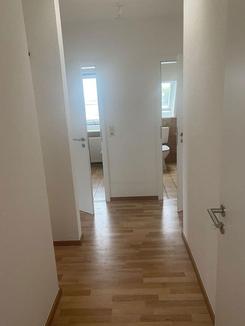 Prenájom bytu 3-izbový 92 m², Cord-Steding-Straße 36, Bremen, Brémy Prenájom bytu 3-izbový 92 m², Cord-Steding-Straße 36, Bremen, Brémy