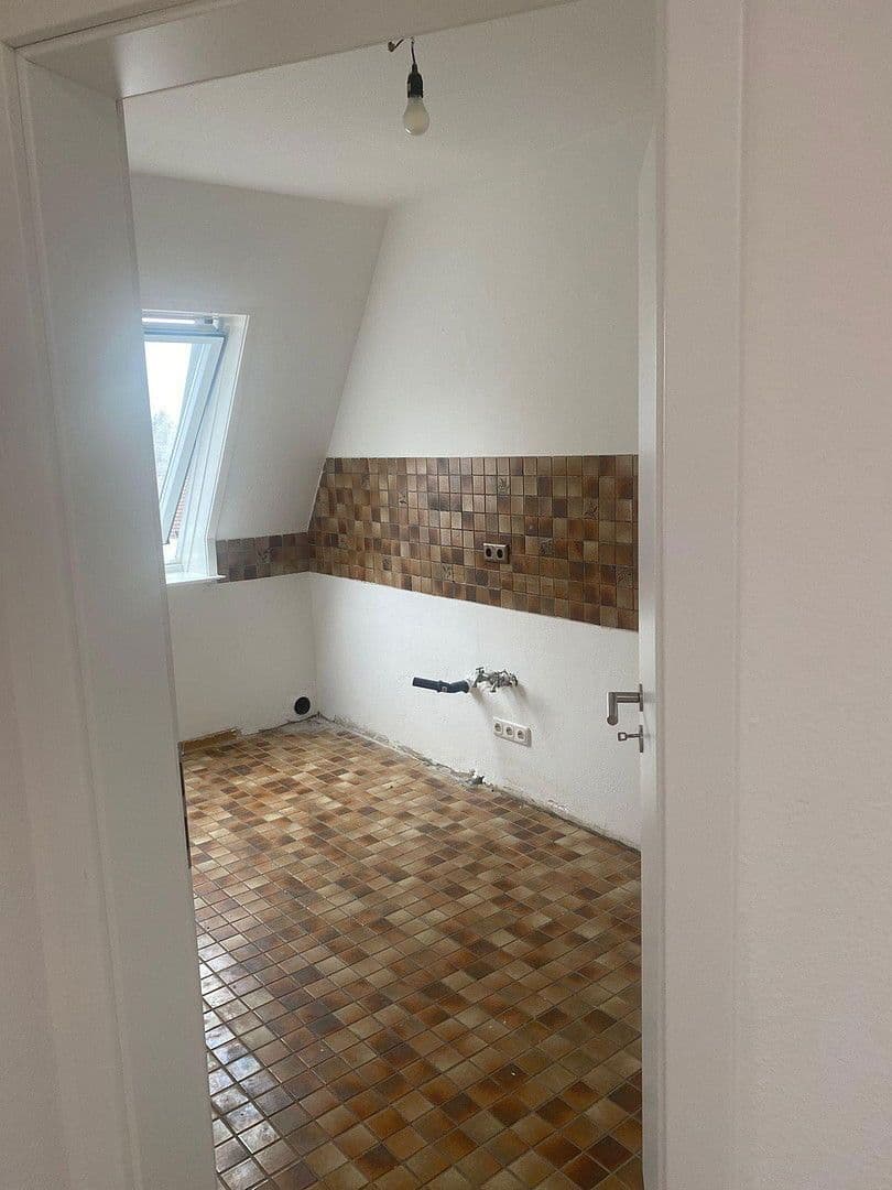 Prenájom bytu 3-izbový 92 m², Cord-Steding-Straße 36, Bremen, Brémy Prenájom bytu 3-izbový 92 m², Cord-Steding-Straße 36, Bremen, Brémy