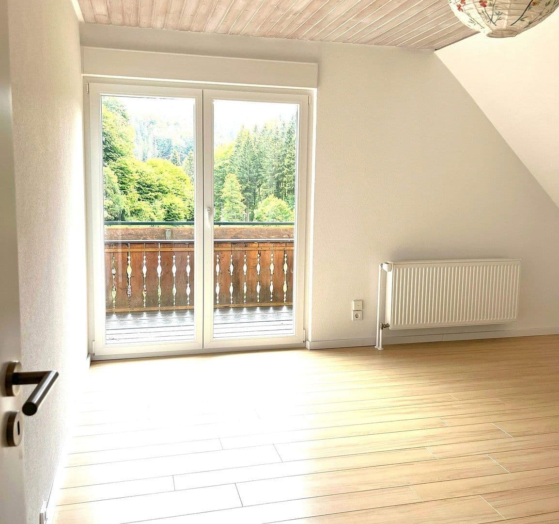 Predaj domu 263 m², pozemek 17.301 m², Wildschapbachstraße 6, Bad Rippoldsau-Schapbach, Bádensko-Wurttembersko Predaj domu 263 m², pozemek 17.301 m², Wildschapbachstraße 6, Bad Rippoldsau-Schapbach, Bádensko-Wurttembersko