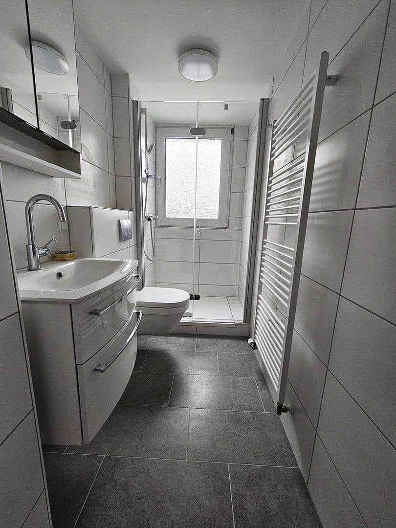 Prenájom bytu 3-izbový 68 m², Limburgstraße 15, Mülheim an der Ruhr, Severné Porýnie - Westfálsko Prenájom bytu 3-izbový 68 m², Limburgstraße 15, Mülheim an der Ruhr, Severné Porýnie - Westfálsko