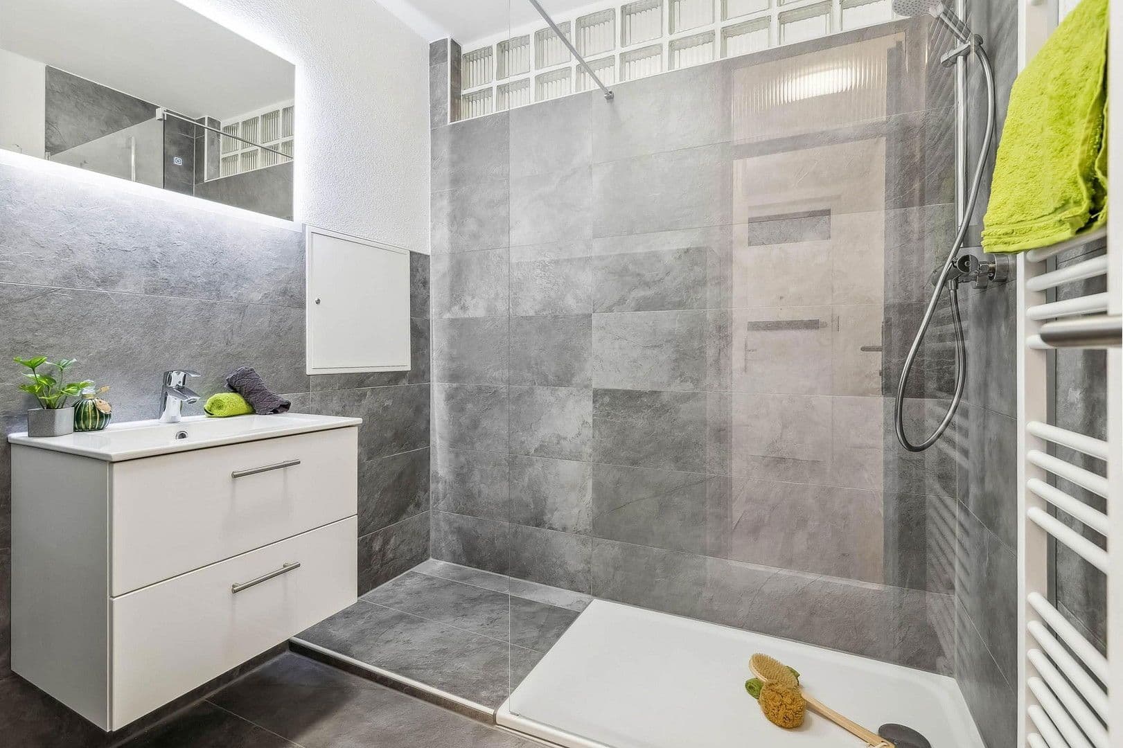 Predaj bytu 2-izbový 70 m², Memelerstr.55, Saarbrücken, Sársko Predaj bytu 2-izbový 70 m², Memelerstr.55, Saarbrücken, Sársko