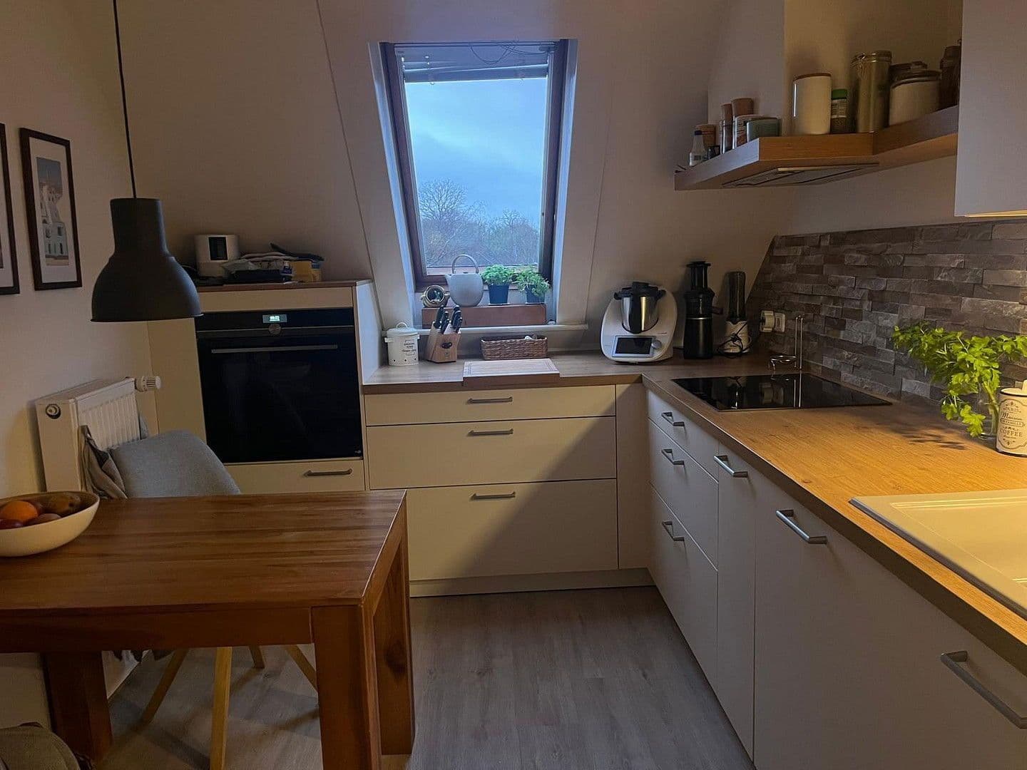 Predaj bytu 2-izbový 75 m², Hamburg, Hamburg Predaj bytu 2-izbový 75 m², Hamburg, Hamburg