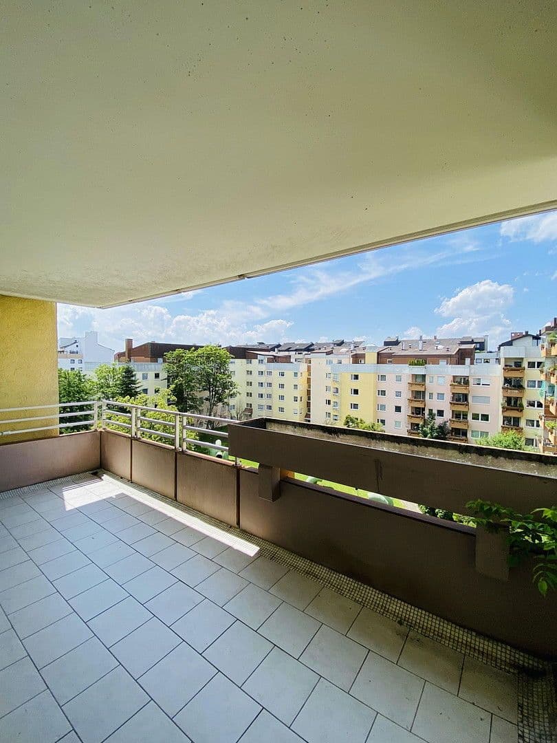 Prenájom bytu 110 m², Euler-Chelpin-Str 10, Augsburg, Bavorsko Prenájom bytu 110 m², Euler-Chelpin-Str 10, Augsburg, Bavorsko