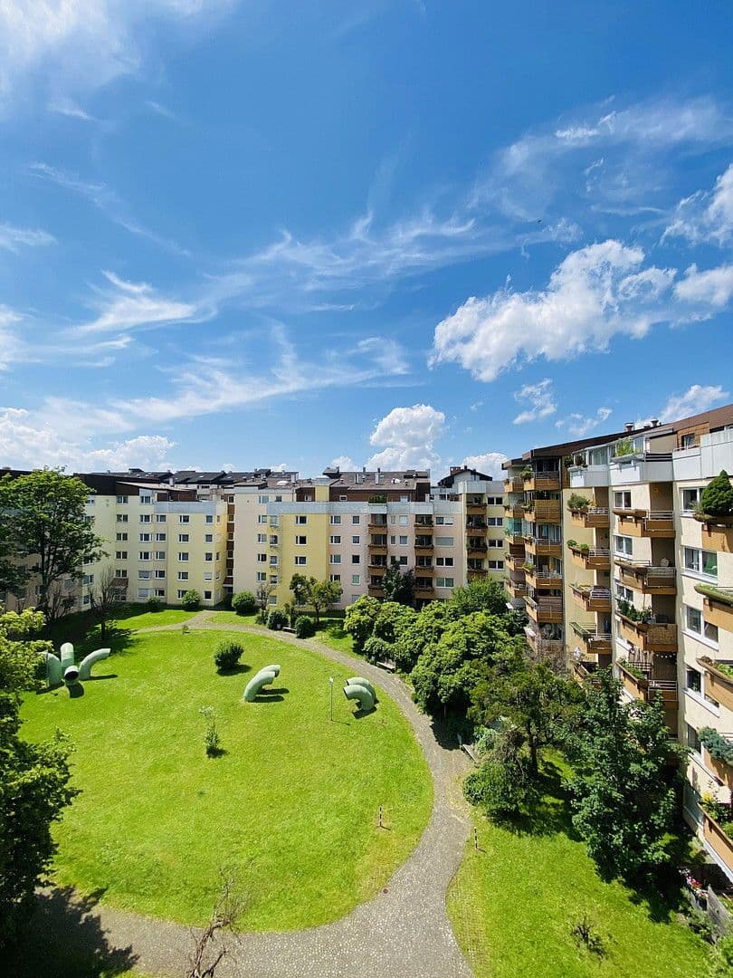 Prenájom bytu 110 m², Euler-Chelpin-Str 10, Augsburg, Bavorsko Prenájom bytu 110 m², Euler-Chelpin-Str 10, Augsburg, Bavorsko