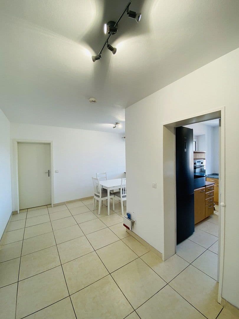 Prenájom bytu 110 m², Euler-Chelpin-Str 10, Augsburg, Bavorsko Prenájom bytu 110 m², Euler-Chelpin-Str 10, Augsburg, Bavorsko