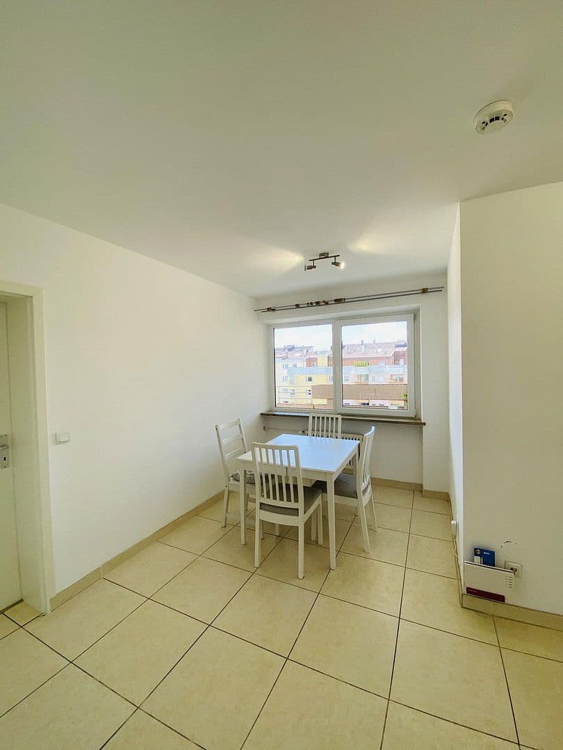 Prenájom bytu 110 m², Euler-Chelpin-Str 10, Augsburg, Bavorsko Prenájom bytu 110 m², Euler-Chelpin-Str 10, Augsburg, Bavorsko