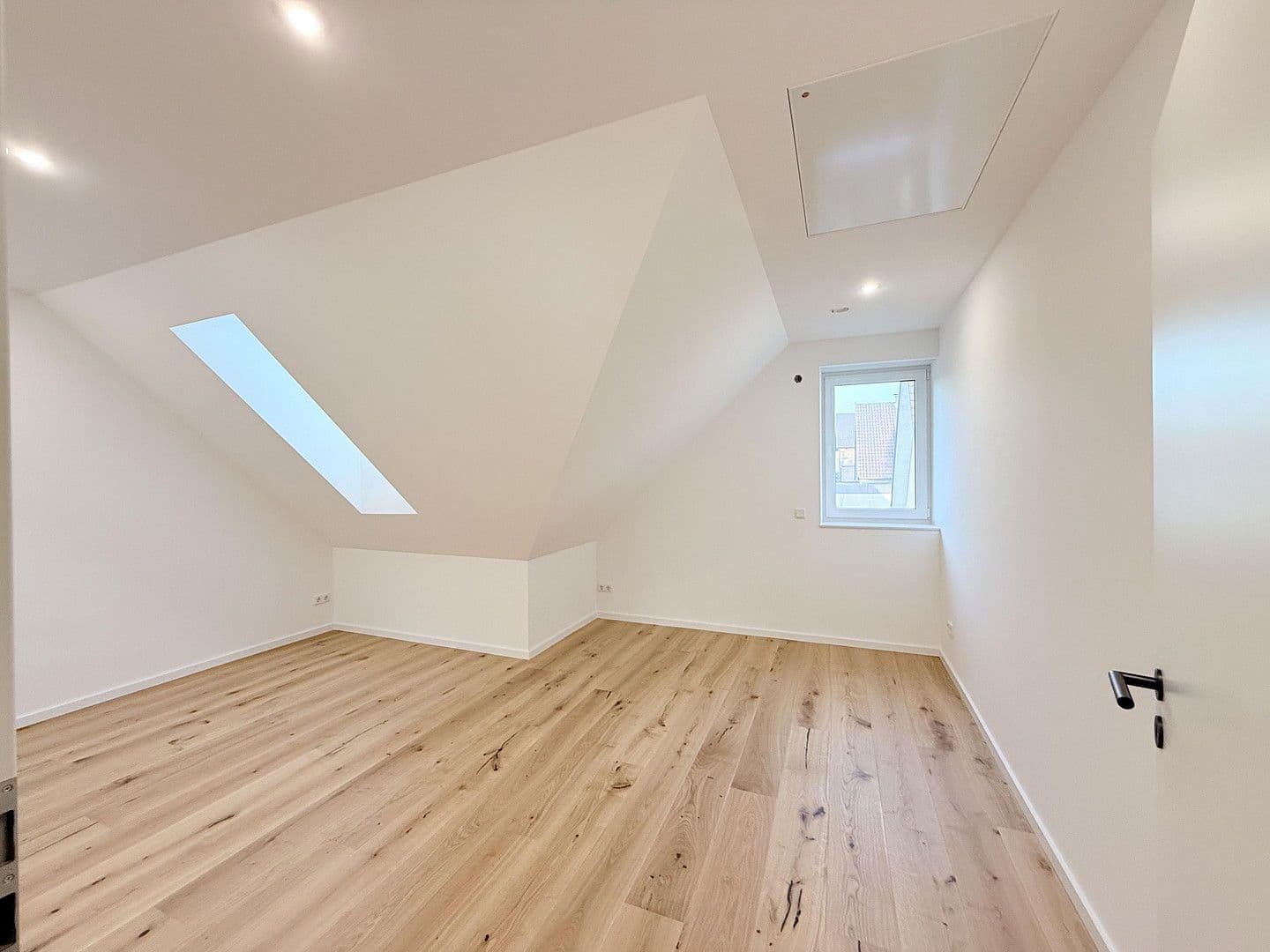 Prenájom bytu 2-izbový 65 m², Stedefreunder Str. 25, Bielefeld, Severné Porýnie - Westfálsko Prenájom bytu 2-izbový 65 m², Stedefreunder Str. 25, Bielefeld, Severné Porýnie - Westfálsko