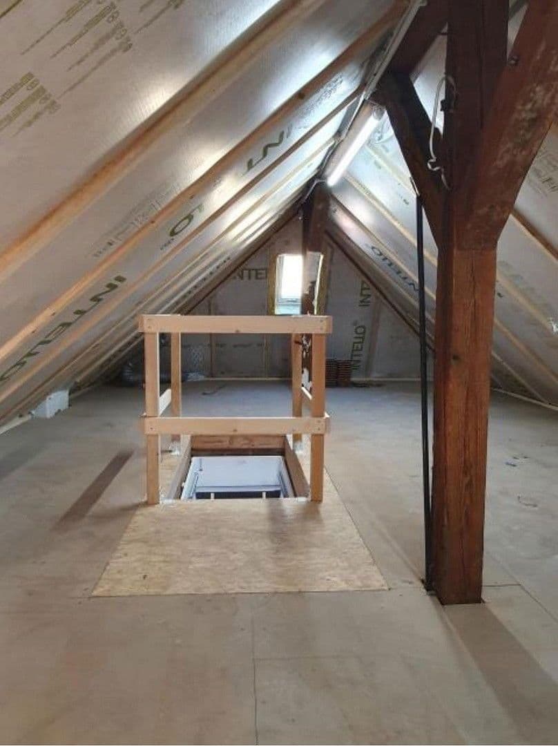 Prenájom bytu 4-izbový 97 m², Bad Mergentheim, Bádensko-Wurttembersko Prenájom bytu 4-izbový 97 m², Bad Mergentheim, Bádensko-Wurttembersko