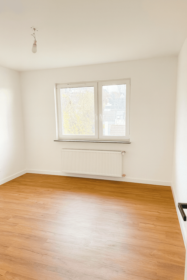 Prenájom bytu 4-izbový 95 m², Ulrideshuser Straße 30, Göttingen, Dolné Sasko Prenájom bytu 4-izbový 95 m², Ulrideshuser Straße 30, Göttingen, Dolné Sasko