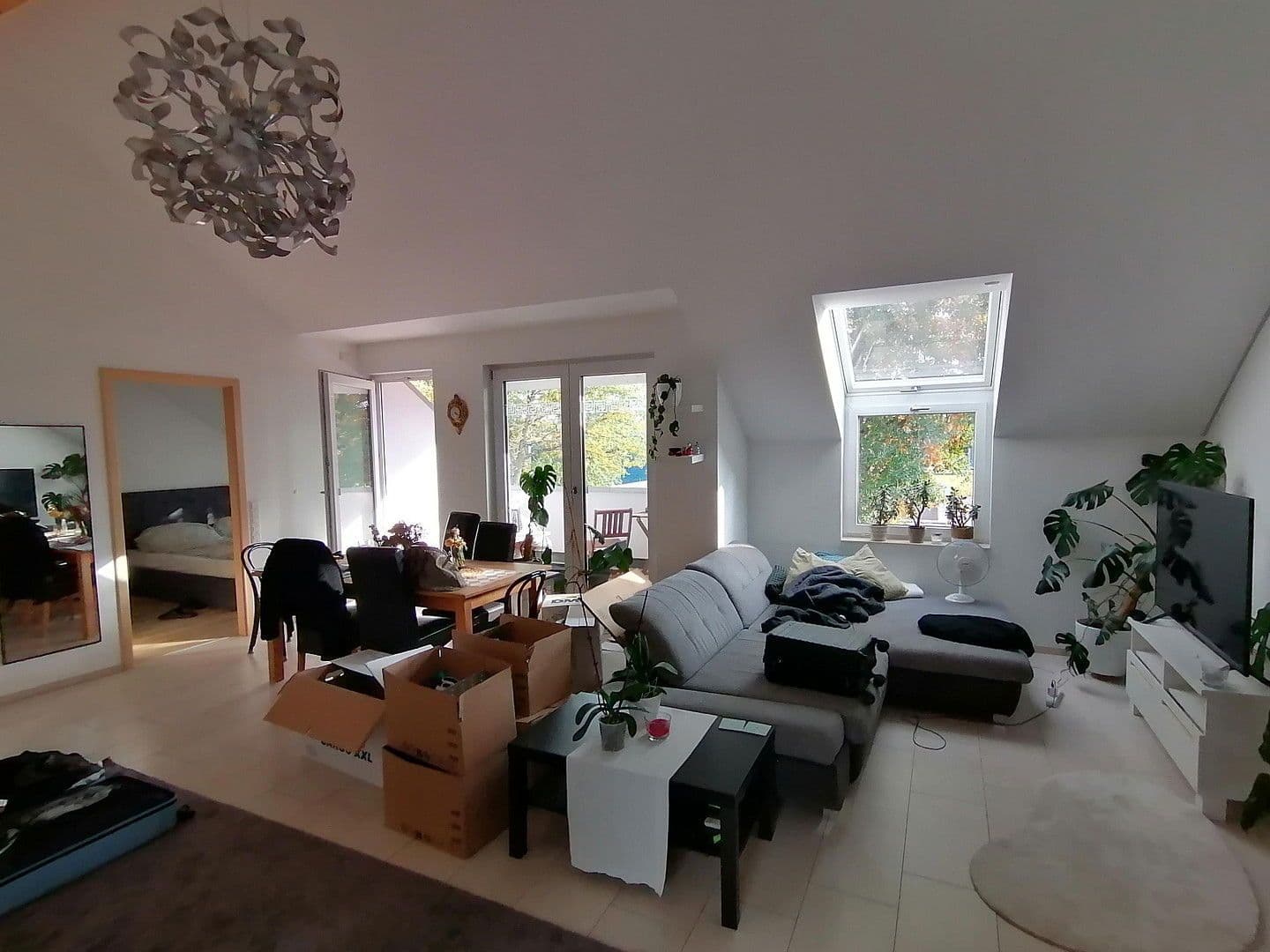 Prenájom bytu 2-izbový 70 m², Neu-Isenburg, Hesensko Prenájom bytu 2-izbový 70 m², Neu-Isenburg, Hesensko