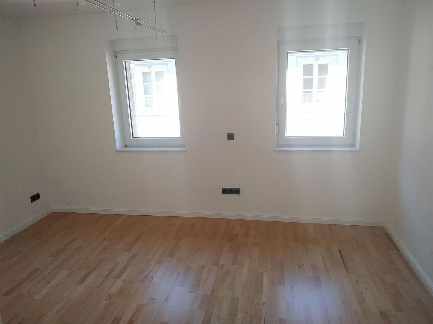 Prenájom bytu 2-izbový 102 m², Krefeld, Severné Porýnie - Westfálsko Prenájom bytu 2-izbový 102 m², Krefeld, Severné Porýnie - Westfálsko