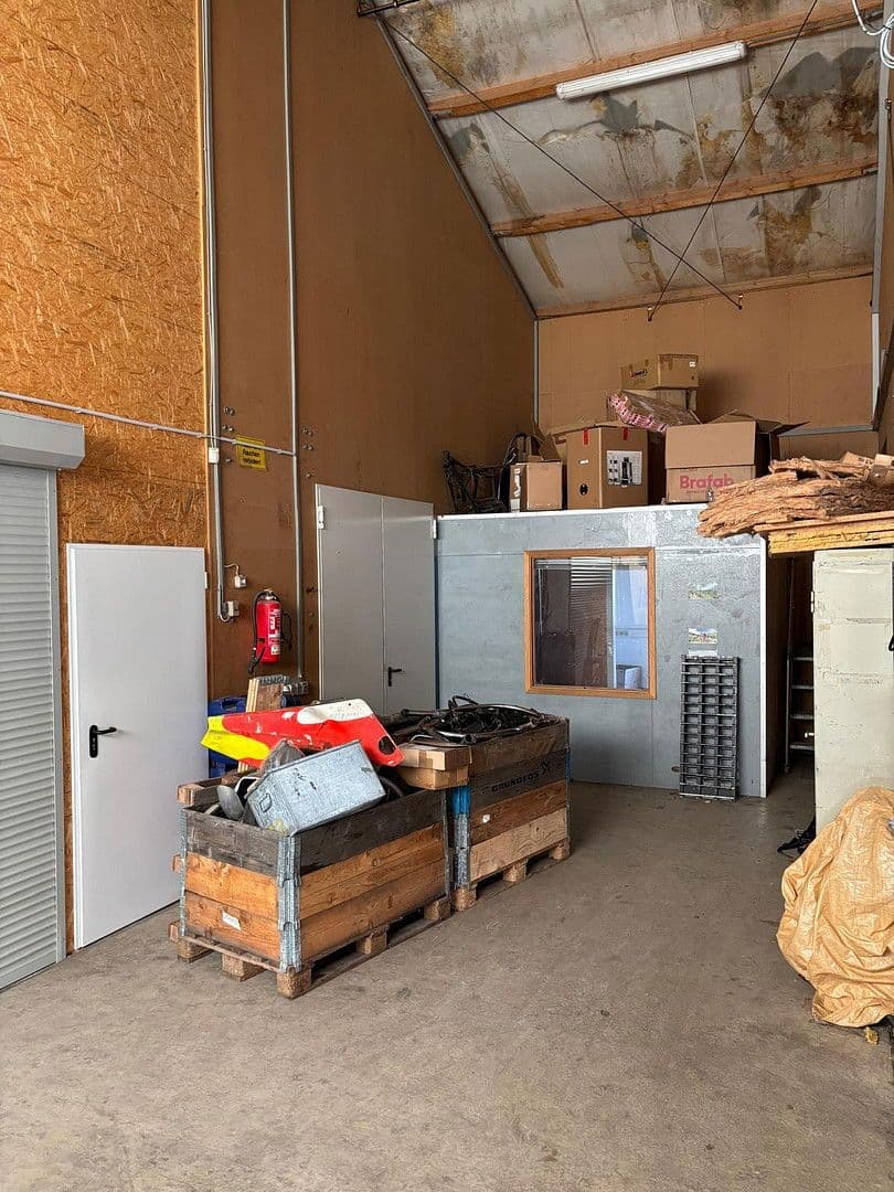 Prenájom nebytového priestoru 265 m², Wörrstadt, Porýnie-Falcko Prenájom nebytového priestoru 265 m², Wörrstadt, Porýnie-Falcko