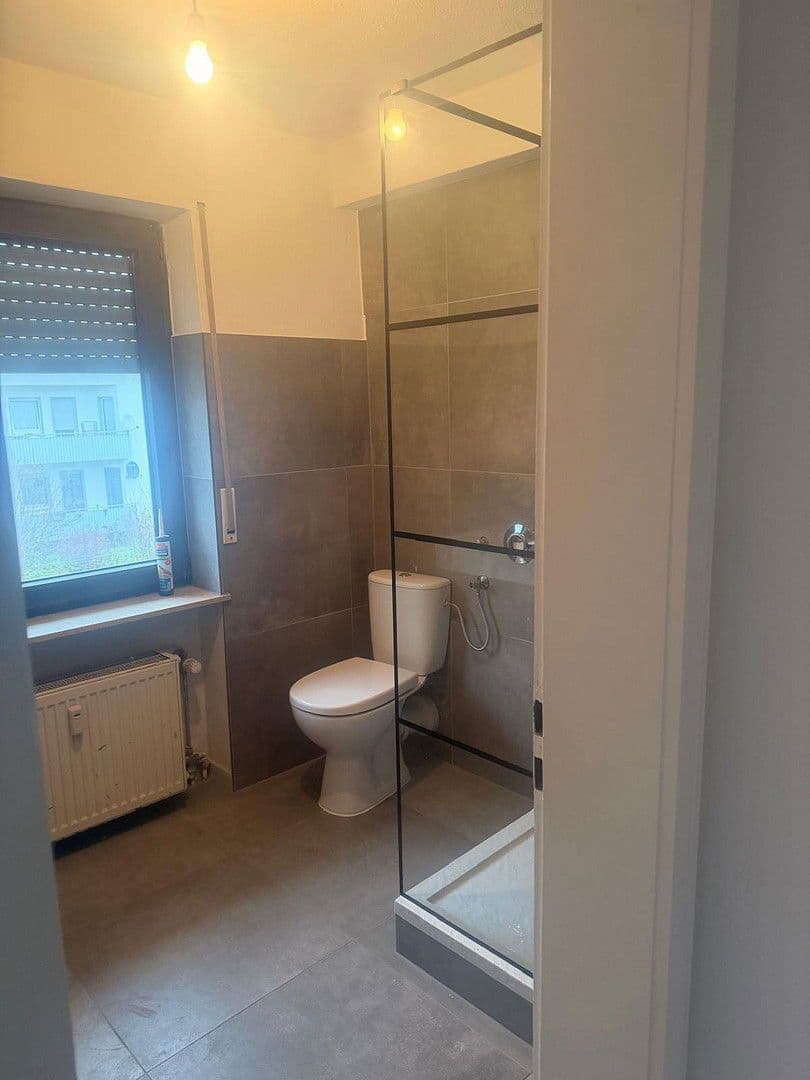 Prenájom bytu 4-izbový 103 m², Landau, Porýnie-Falcko Prenájom bytu 4-izbový 103 m², Landau, Porýnie-Falcko