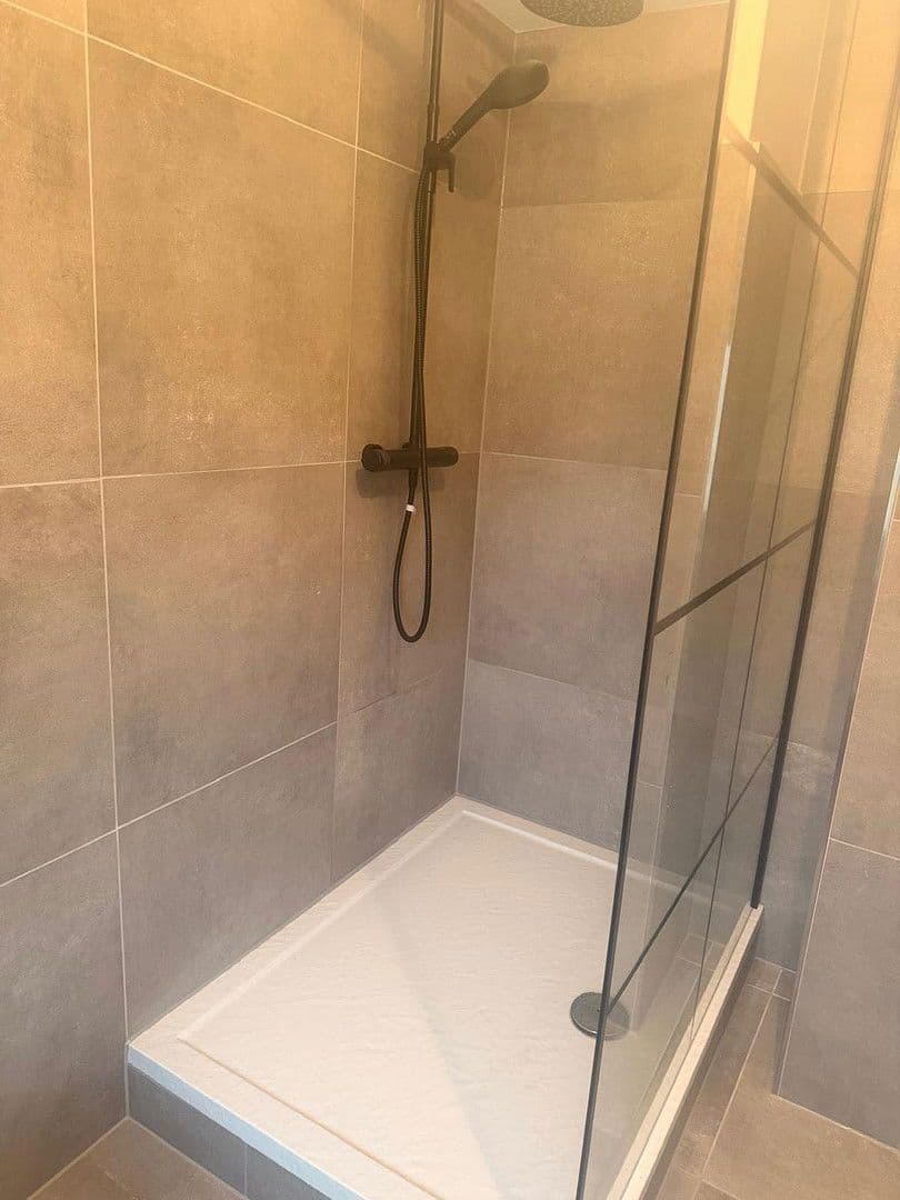 Prenájom bytu 4-izbový 103 m², Landau, Porýnie-Falcko Prenájom bytu 4-izbový 103 m², Landau, Porýnie-Falcko