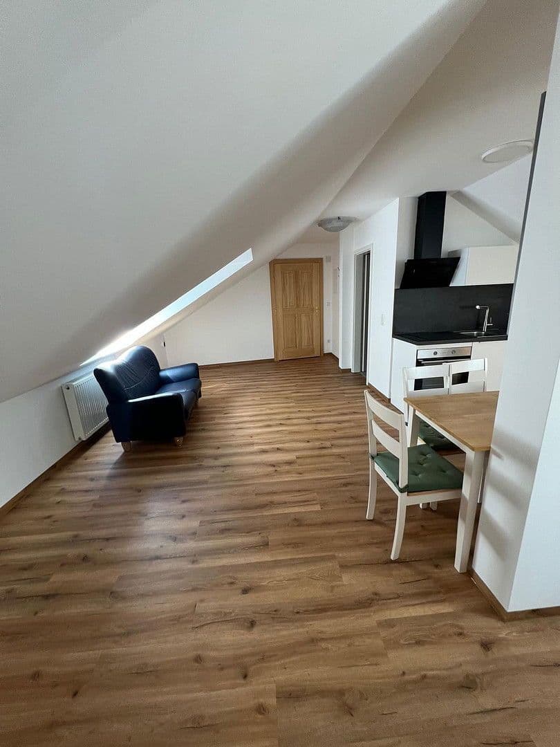 Predaj domu 540 m², pozemek 5.943 m², Waldweg 15, Kötz, Bavorsko Predaj domu 540 m², pozemek 5.943 m², Waldweg 15, Kötz, Bavorsko