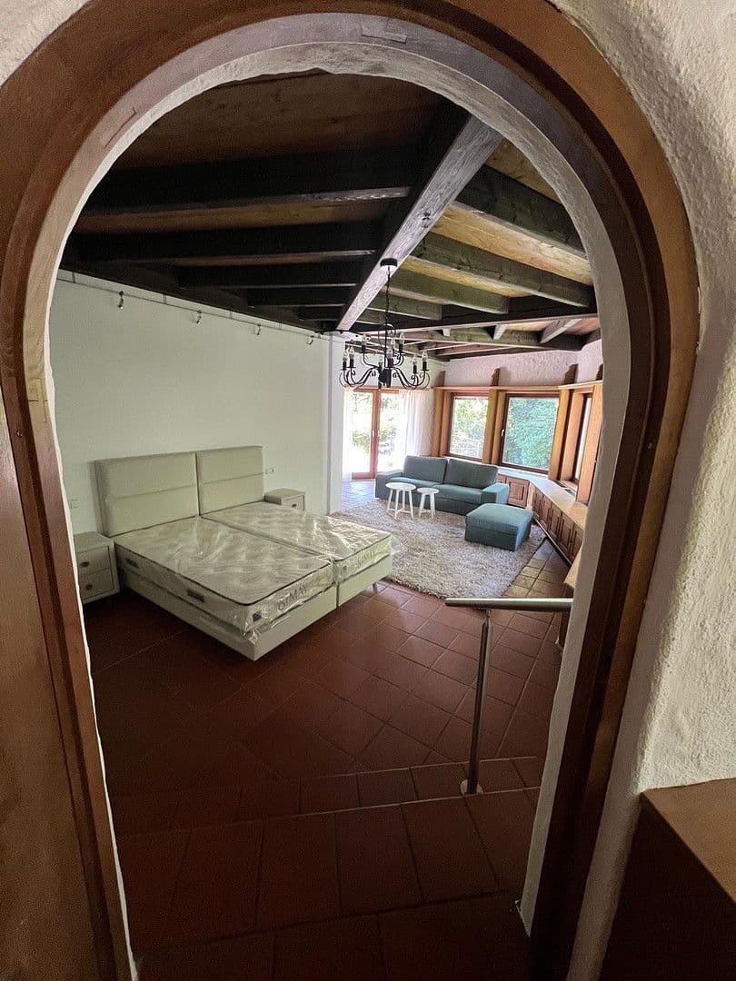 Predaj domu 540 m², pozemek 5.943 m², Waldweg 15, Kötz, Bavorsko Predaj domu 540 m², pozemek 5.943 m², Waldweg 15, Kötz, Bavorsko