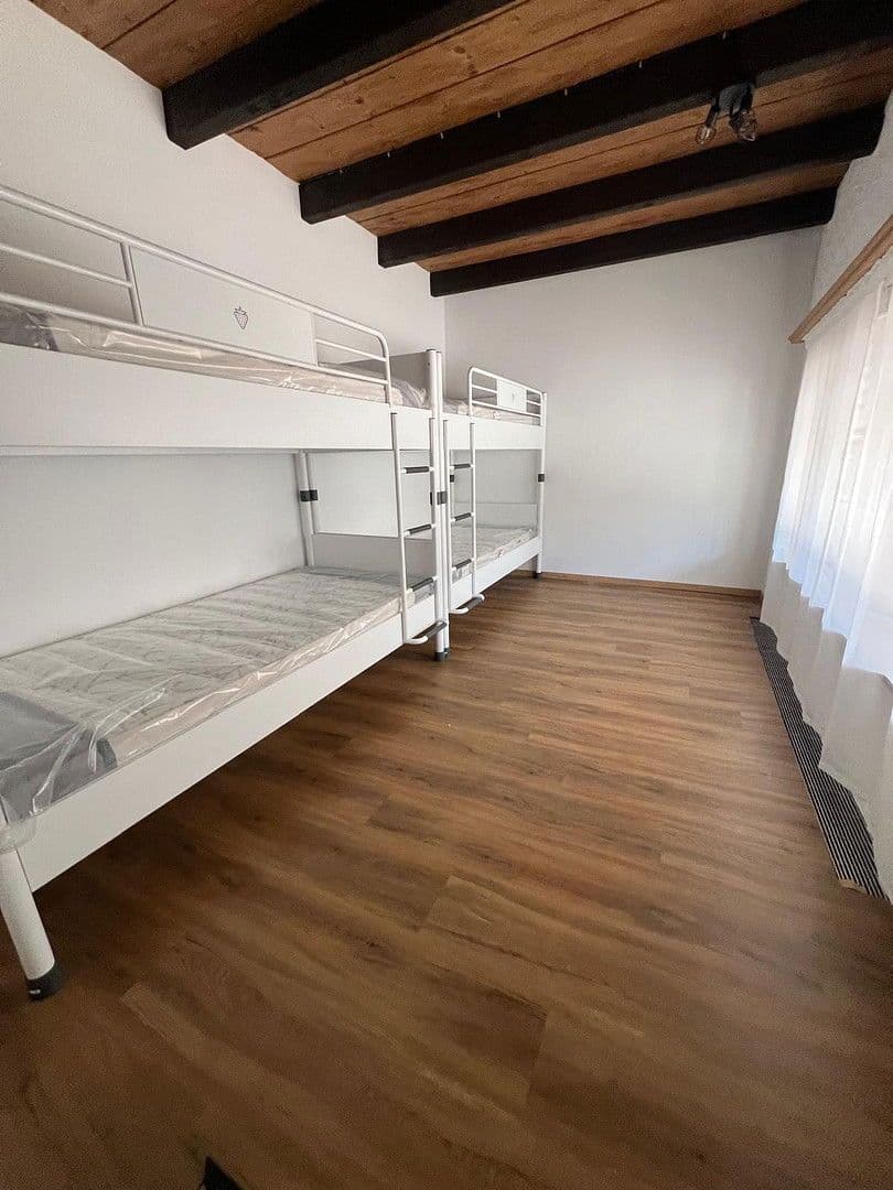 Predaj domu 540 m², pozemek 5.943 m², Waldweg 15, Kötz, Bavorsko Predaj domu 540 m², pozemek 5.943 m², Waldweg 15, Kötz, Bavorsko