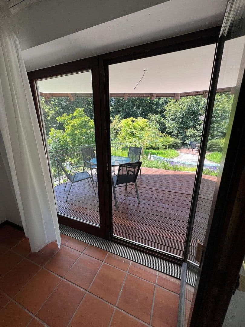 Predaj domu 540 m², pozemek 5.943 m², Waldweg 15, Kötz, Bavorsko Predaj domu 540 m², pozemek 5.943 m², Waldweg 15, Kötz, Bavorsko