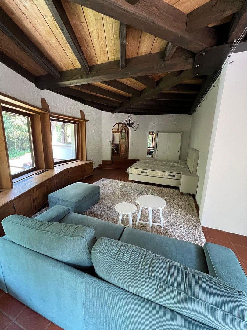 Predaj domu 540 m², pozemek 5.943 m², Waldweg 15, Kötz, Bavorsko Predaj domu 540 m², pozemek 5.943 m², Waldweg 15, Kötz, Bavorsko