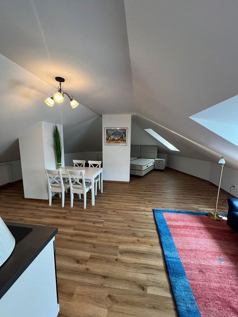 Predaj domu 540 m², pozemek 5.943 m², Waldweg 15, Kötz, Bavorsko Predaj domu 540 m², pozemek 5.943 m², Waldweg 15, Kötz, Bavorsko